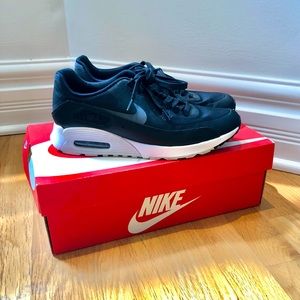 Nike Air Max 90 Ultra 2.0